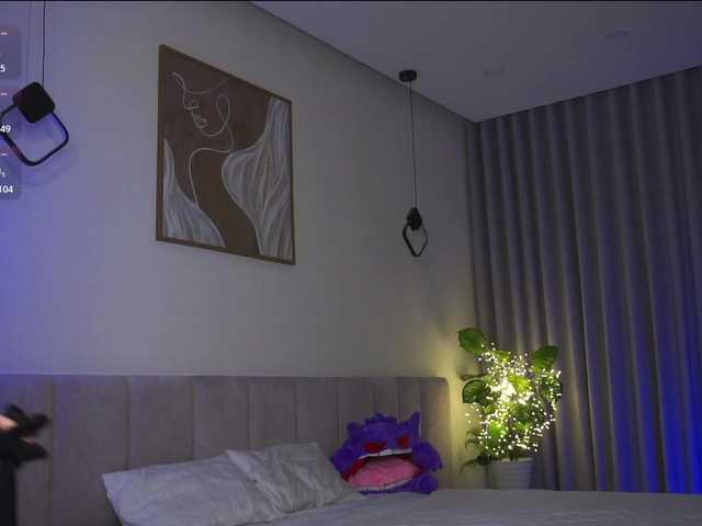 PLUXURY-'s BongaCams show and profile