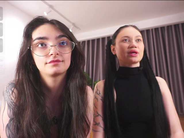 PLUXURY-'s BongaCams show and profile