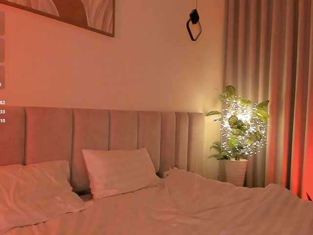 PLUXURY-'s BongaCams show and profile