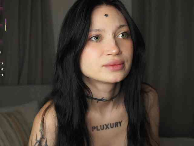 PLUXURY-