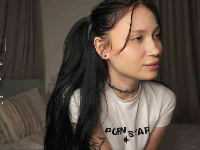 PLUXURY- webcam