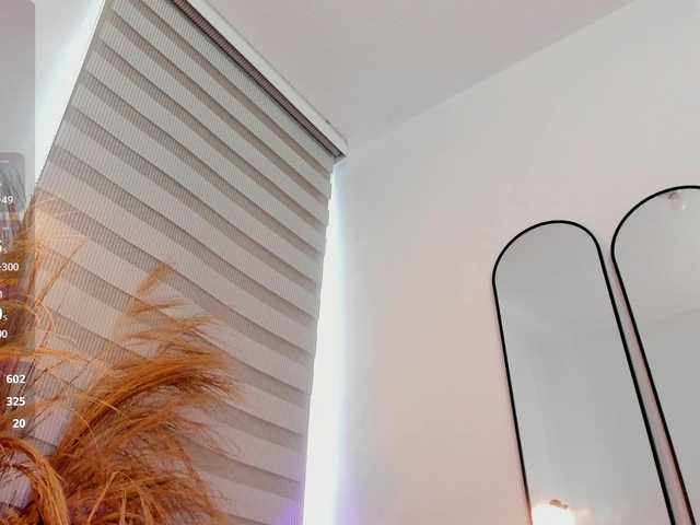 Allisonowens's BongaCams show and profile