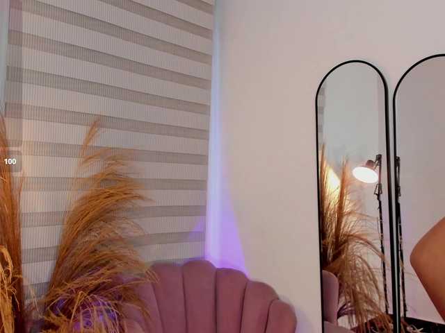 Allisonowens's BongaCams show and profile