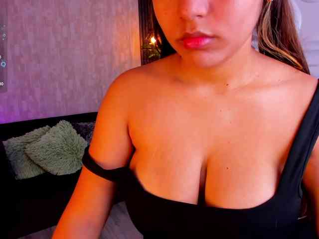Allisonowens webcam