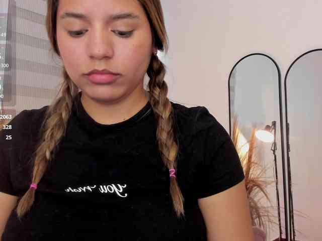 Allisonowens Live Webcam on BongaCams