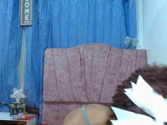brunettenice20 webcam