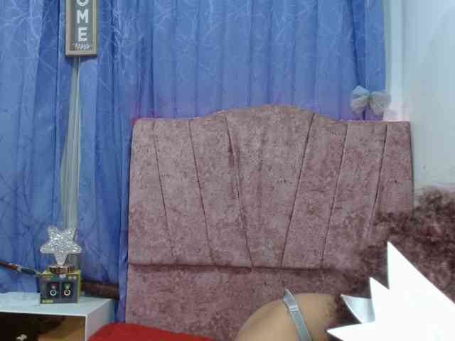 brunettenice20 webcam