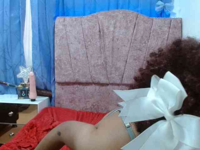 brunettenice20 webcam