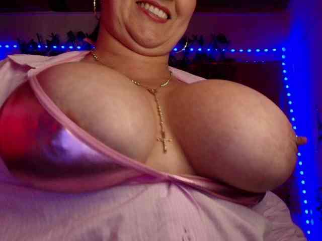 anymour Live Webcam on BongaCams