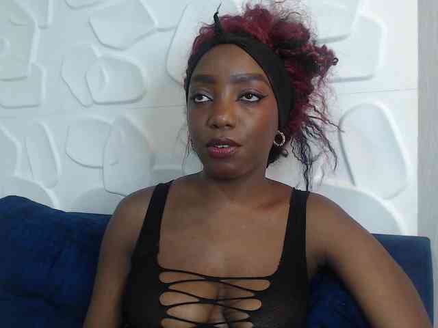 AlanaaHarrlett webcam