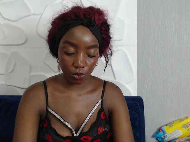 AlanaaHarrlett webcam