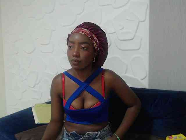 AlanaaHarrlett webcam