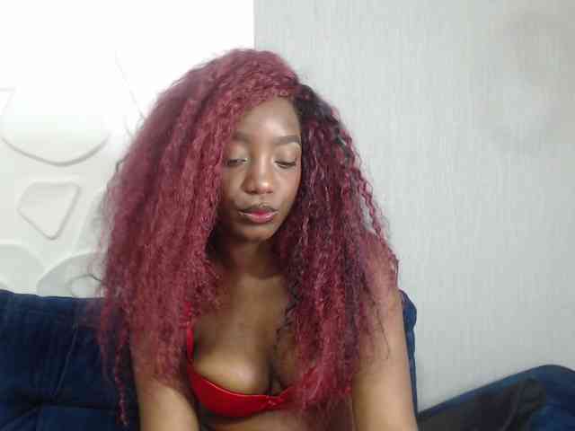 AlanaaHarrlett webcam