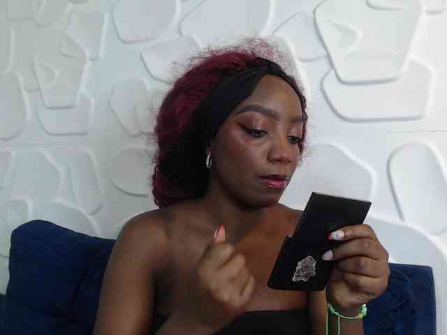 AlanaaHarrlett webcam