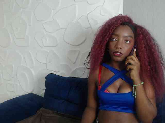 AlanaaHarrlett webcam