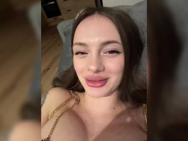 Pussydollnet's BongaCams show and profile