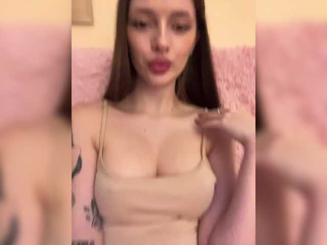 Sex chat gratuit in direct cu Pussydollnet pe BongaCams