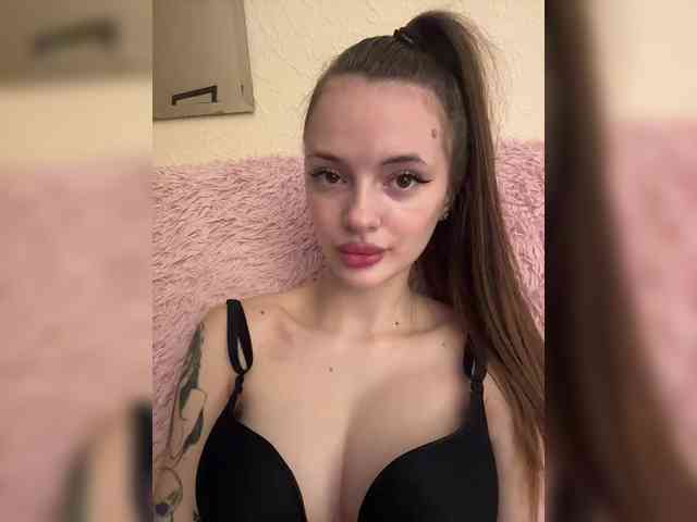 Pussydollnet webcam