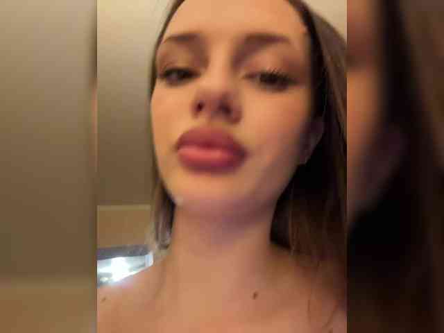Pussydollnet webcam