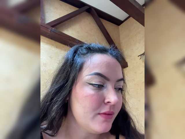  3hotandyoung3 chat room