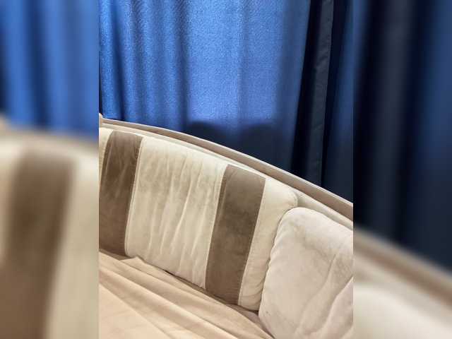 3hotandyoung3's BongaCams show and profile