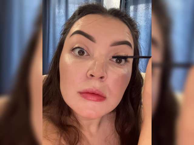 3hotandyoung3's BongaCams show and profile