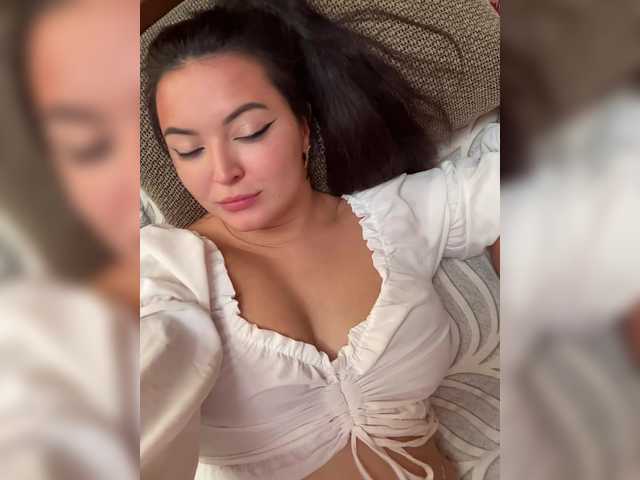 go to chat with 3hotandyoung3