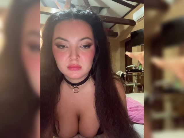 3hotandyoung3's BongaCams show and profile