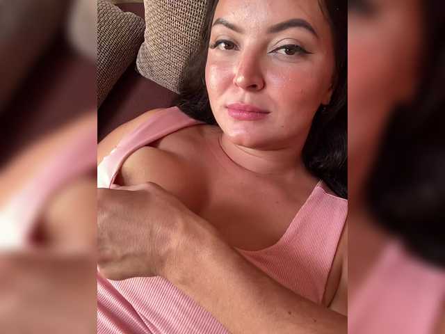 go to chat with 3hotandyoung3