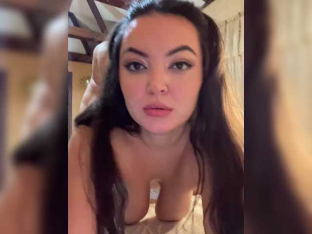 Offline 3hotandyoung3 on BongaCams