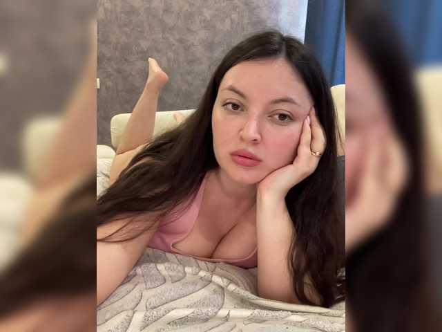 3hotandyoung3's BongaCams show and profile