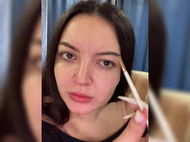 3hotandyoung3's BongaCams show and profile