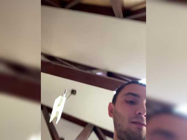3hotandyoung3