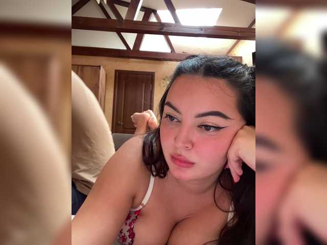 3hotandyoung3 from BongaCams