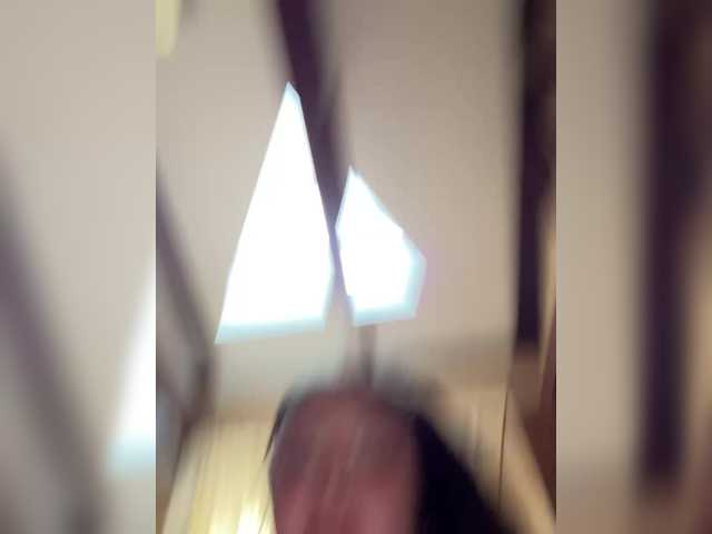  3hotandyoung3 chat room