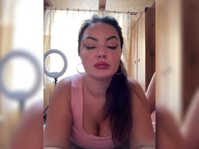 3hotandyoung3