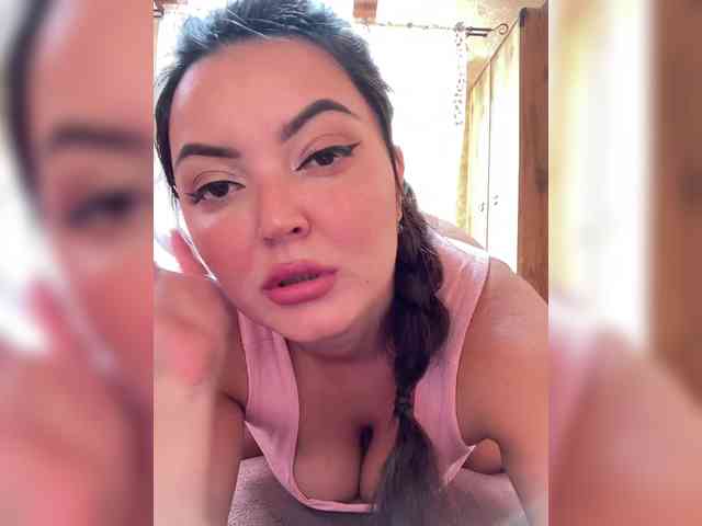 3hotandyoung3