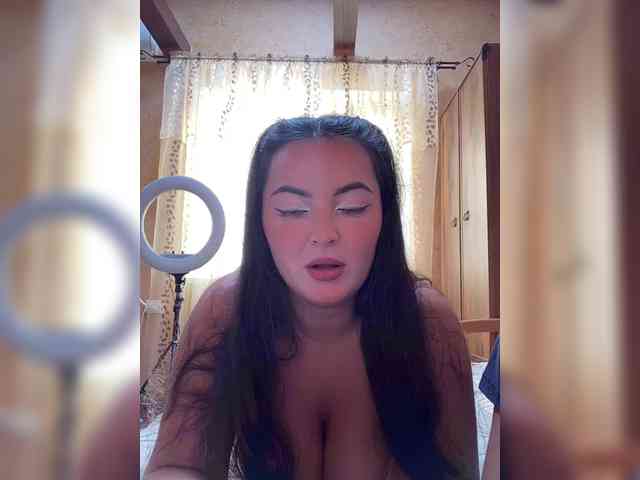 3hotandyoung3