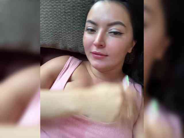 3hotandyoung3