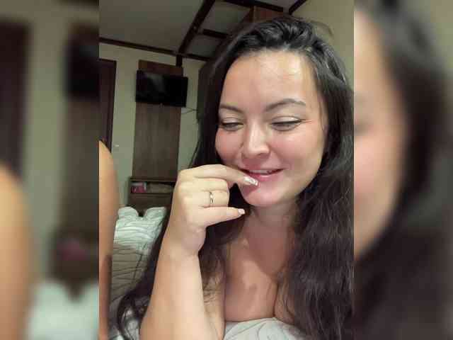 3hotandyoung3