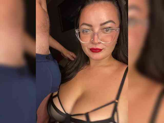 nude live chat 3hotandyoung3