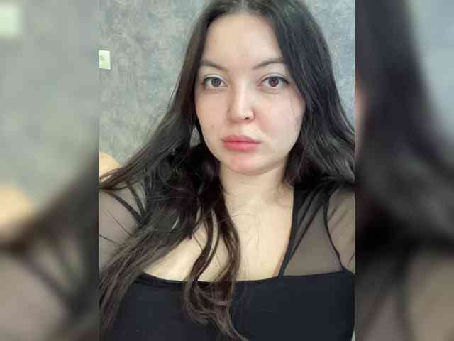 3hotandyoung3 Live Webcam on BongaCams