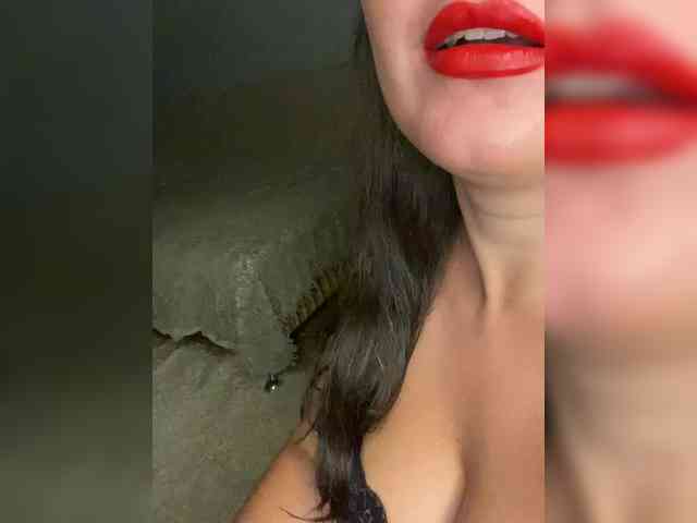 nude live chat 3hotandyoung3