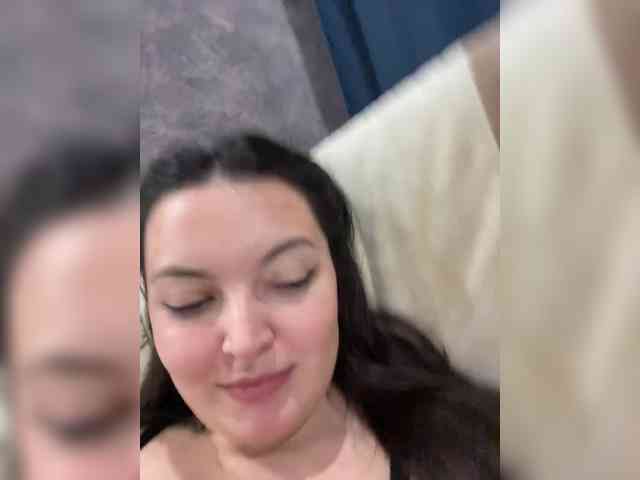 Meat_girl_Skeleton_man webcam