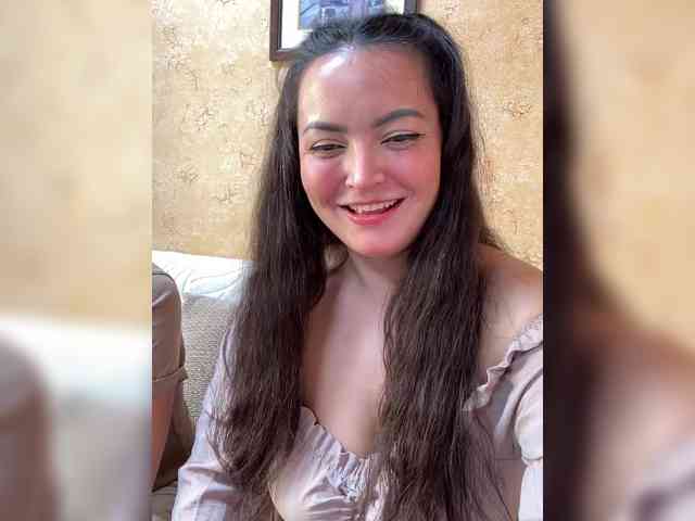 3hotandyoung3 Live Webcam on {site_name}