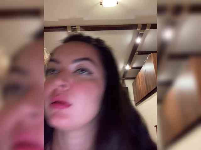 3hotandyoung3