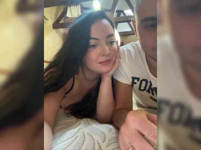 3hotandyoung3 webcam