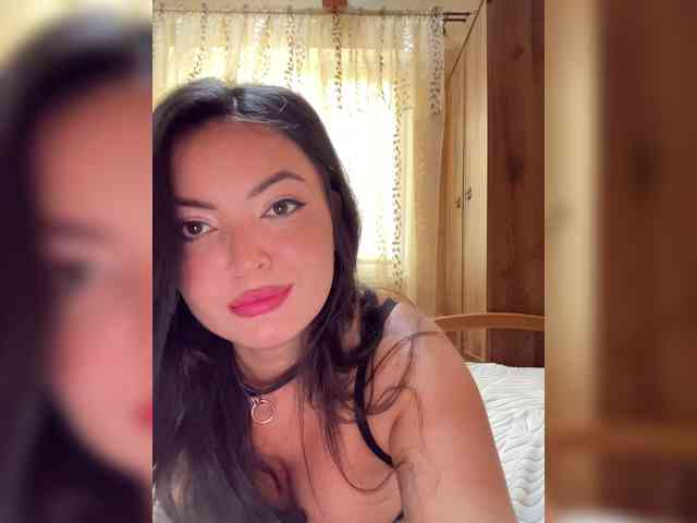 3hotandyoung3 webcam