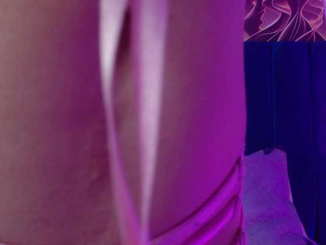 Annie-switt's BongaCams show and profile