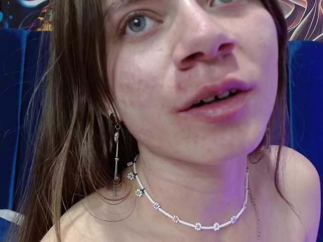 Annie-switt's BongaCams show and profile